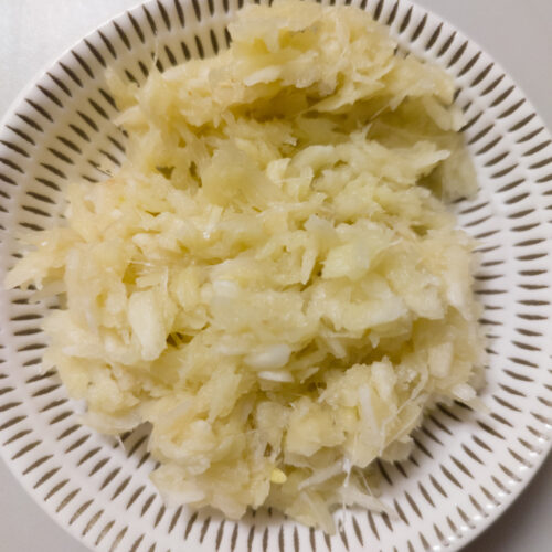 Ginger and garlic paste in a small decorative plate