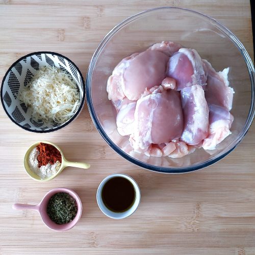 Display of all of the ingredients on a working surface