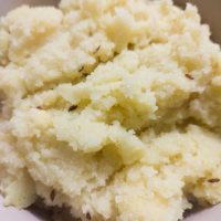 Upma in a serving bowl